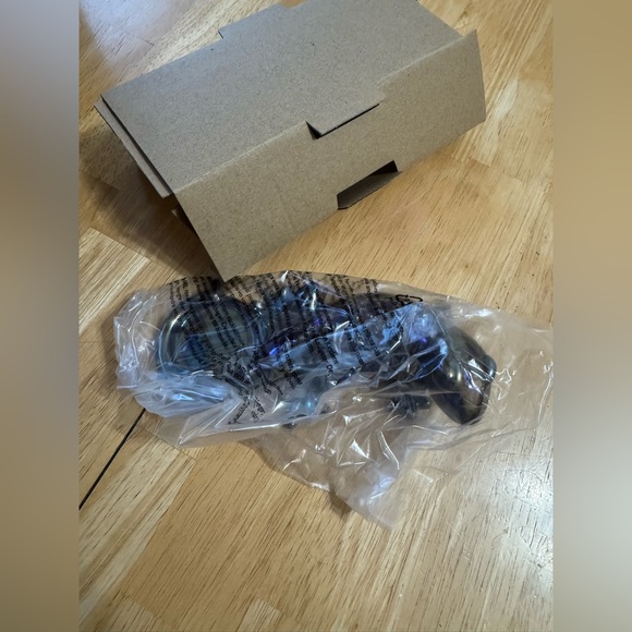 Partylite, Rainbow Noir Gecko Tealight Holder. - Picture 5 of 11